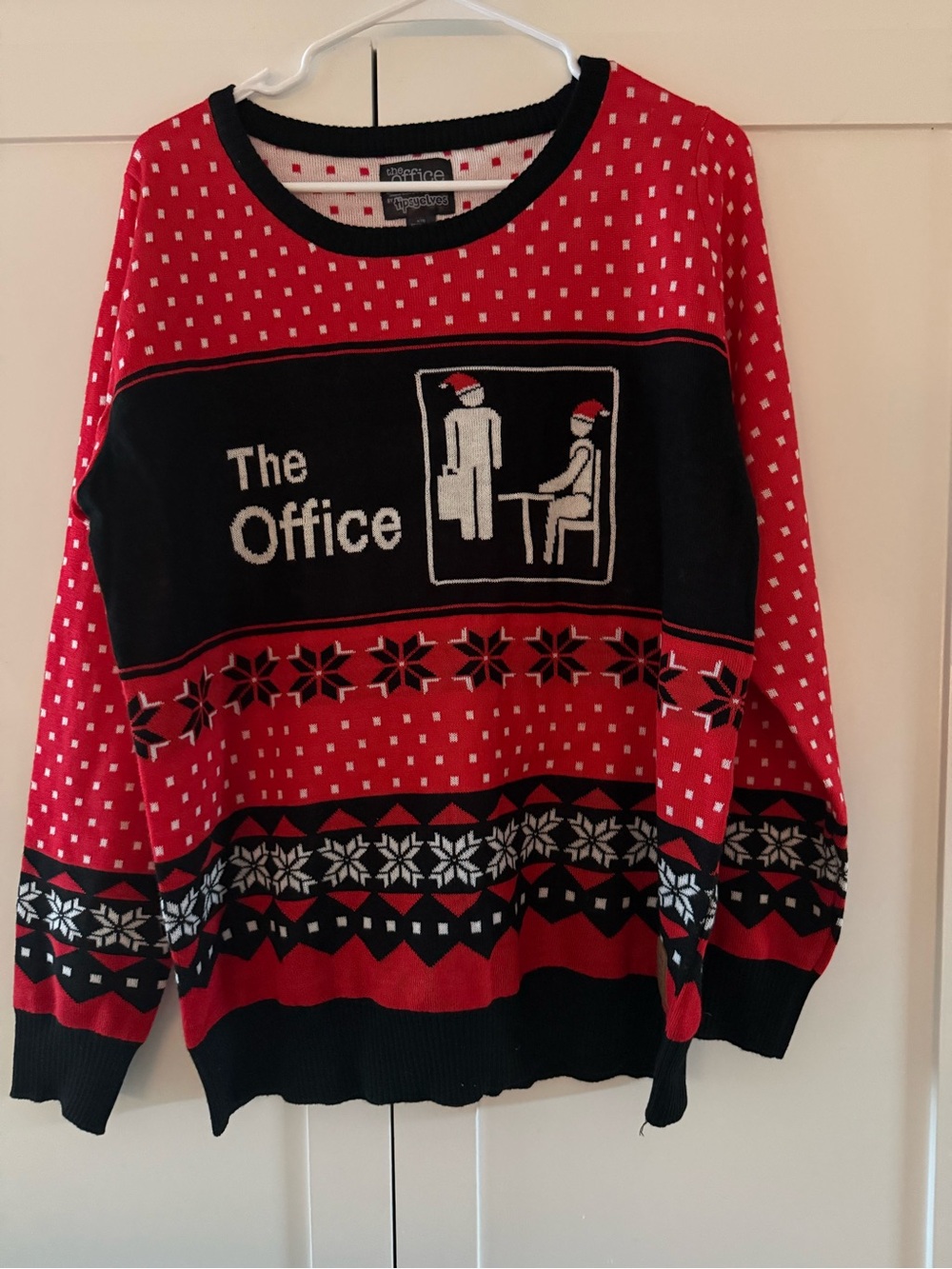 “The Office” TV Show Ugly Christmas Sweater Office Party Graphic Knit Size L
